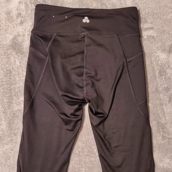 Tek Gear Capris Mesh Sides Mid Rise - Picture 3 of 6